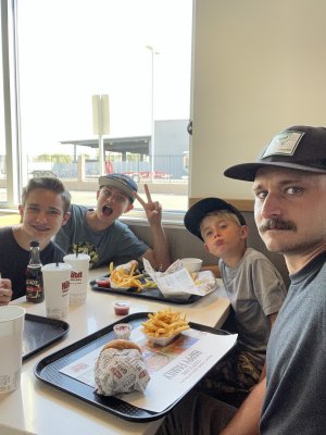 3B1C9C8C-A14C-4760-AF95-4AF3F79552BD.jpeg